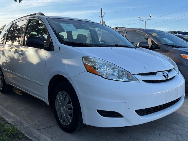 2006 Toyota Sienna CE | LE