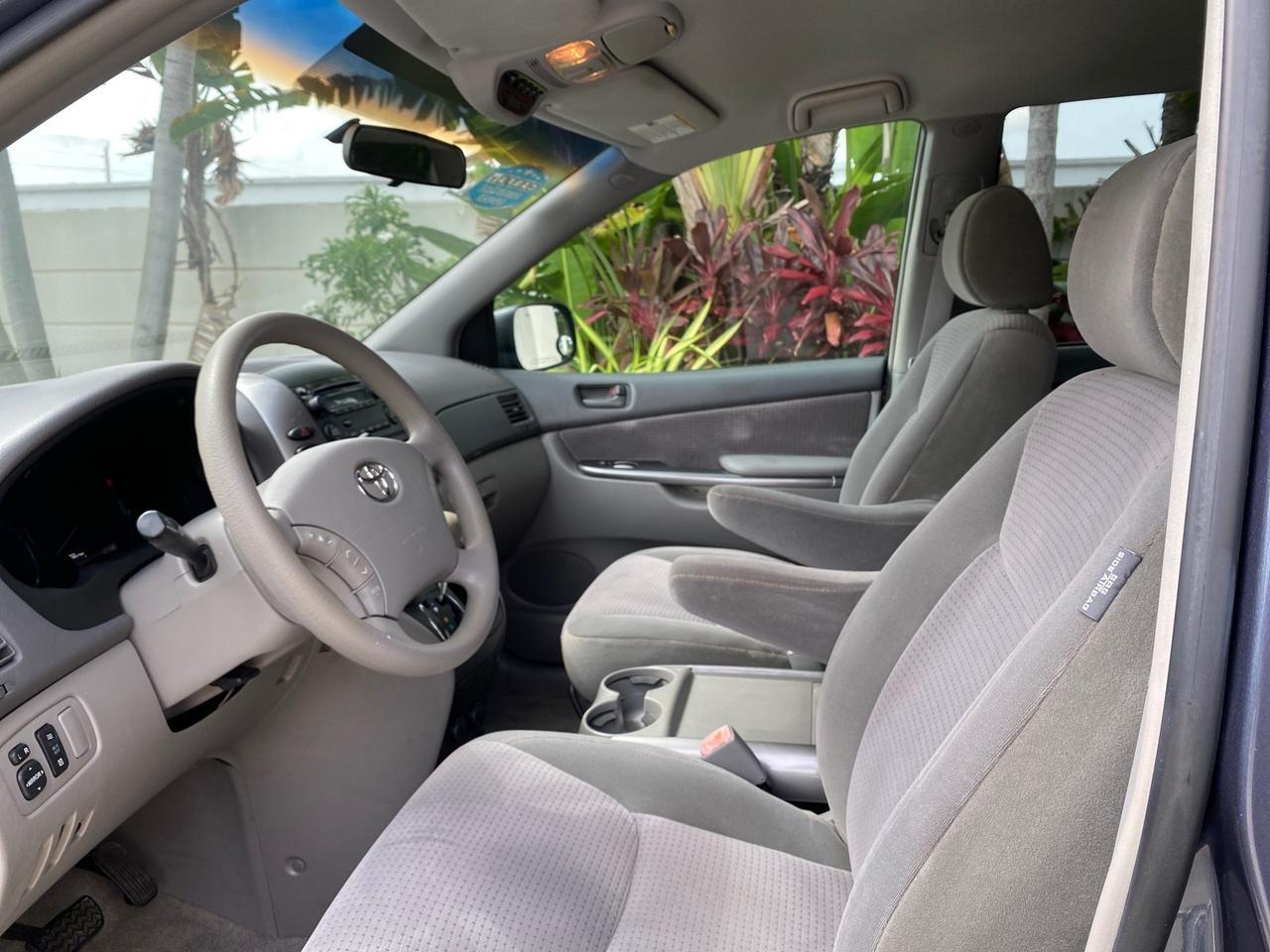 2006 Toyota Sienna CE VAN LOW MILES 57,411 Pompano Beach FL