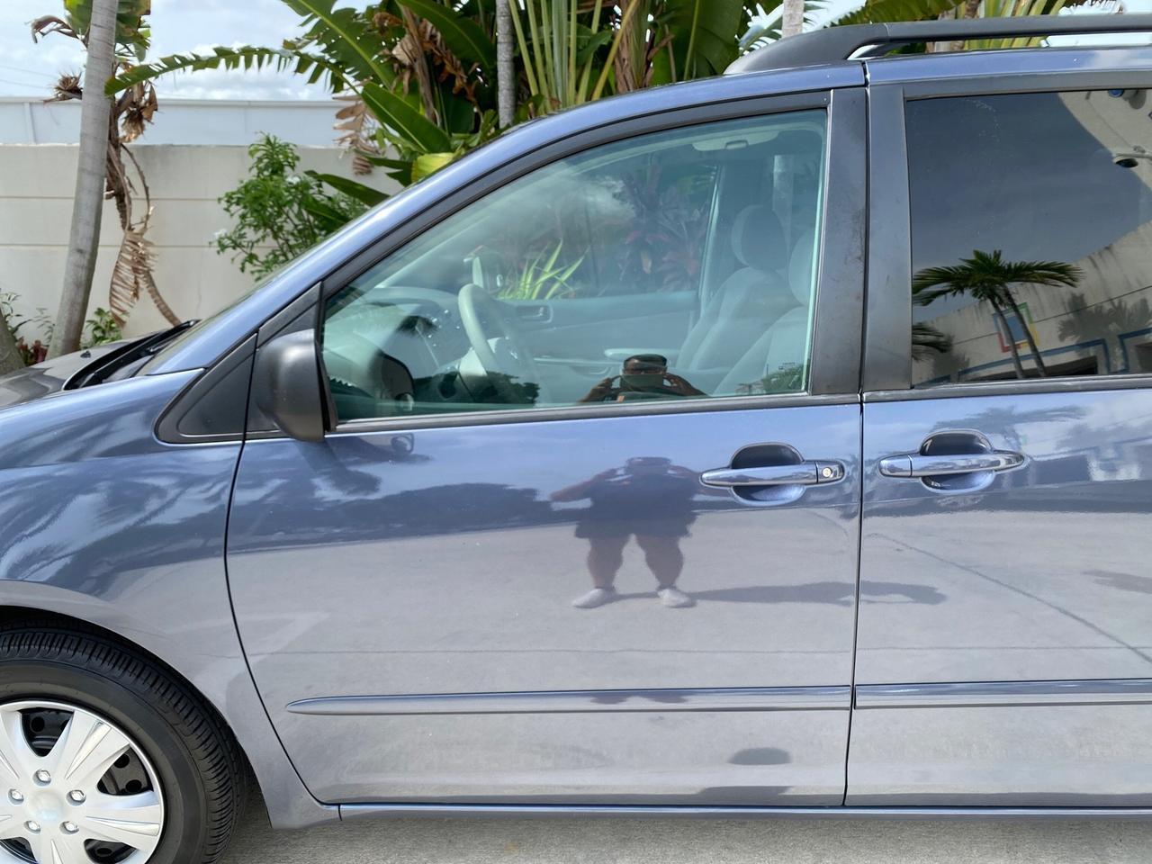 2006 Toyota Sienna CE VAN LOW MILES 57,411 Pompano Beach FL
