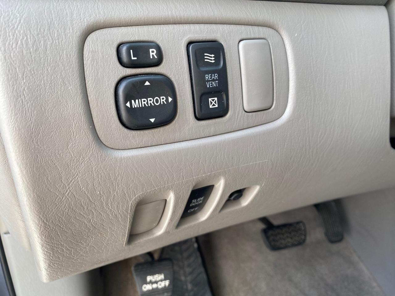 2006 Toyota Sienna CE VAN LOW MILES 57,411 Pompano Beach FL
