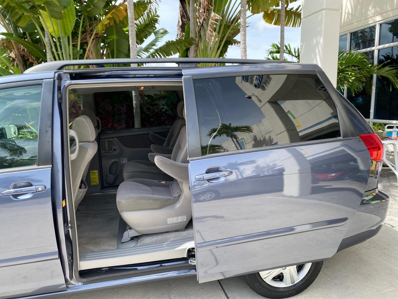 2006 Toyota Sienna CE VAN LOW MILES 57,411 Pompano Beach FL