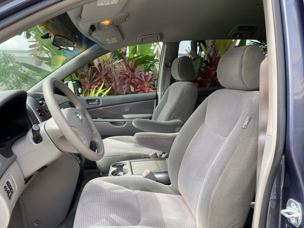 2006 Toyota Sienna CE VAN LOW MILES 57,411 Pompano Beach FL