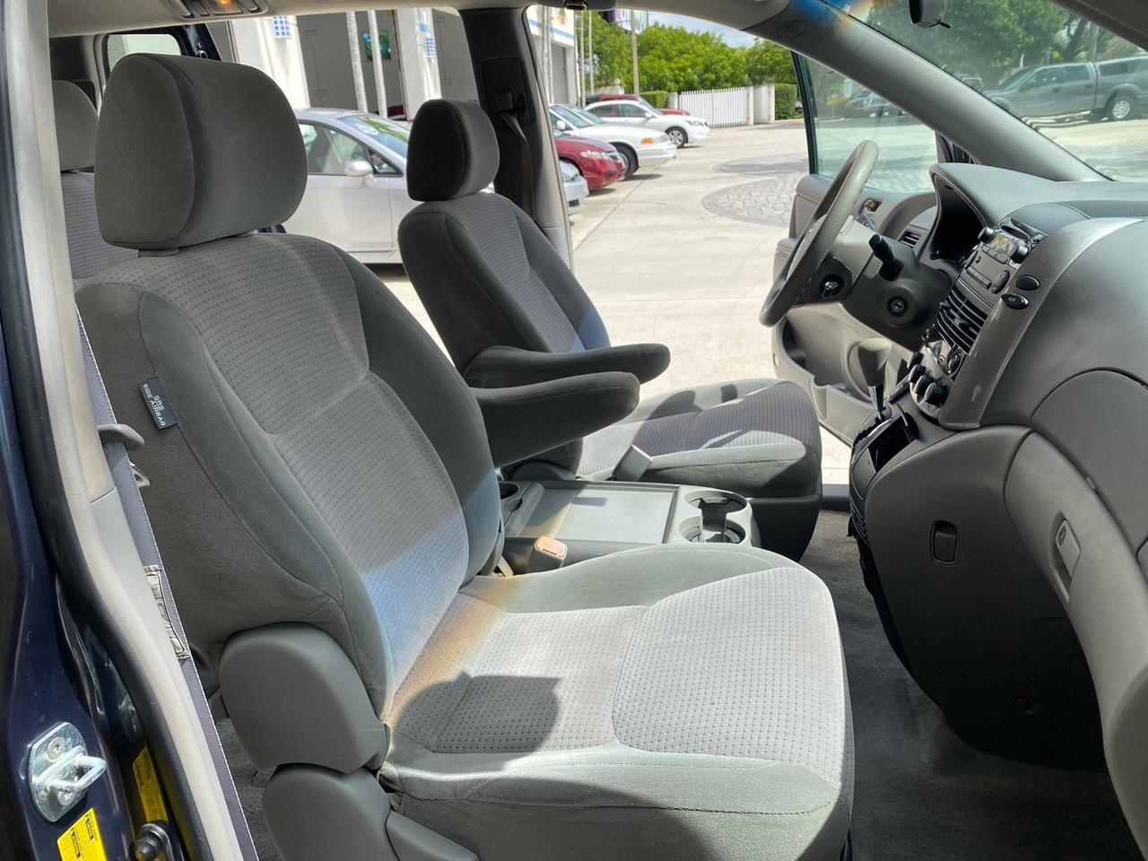 2006 Toyota Sienna CE VAN LOW MILES 57,411 Pompano Beach FL