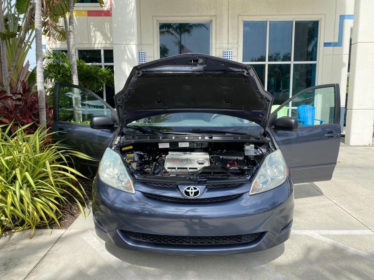 2006 Toyota Sienna CE VAN LOW MILES 57,411 Pompano Beach FL