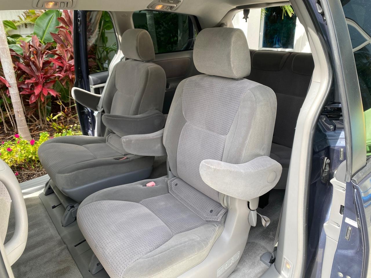 2006 Toyota Sienna CE VAN LOW MILES 57,411 Pompano Beach FL
