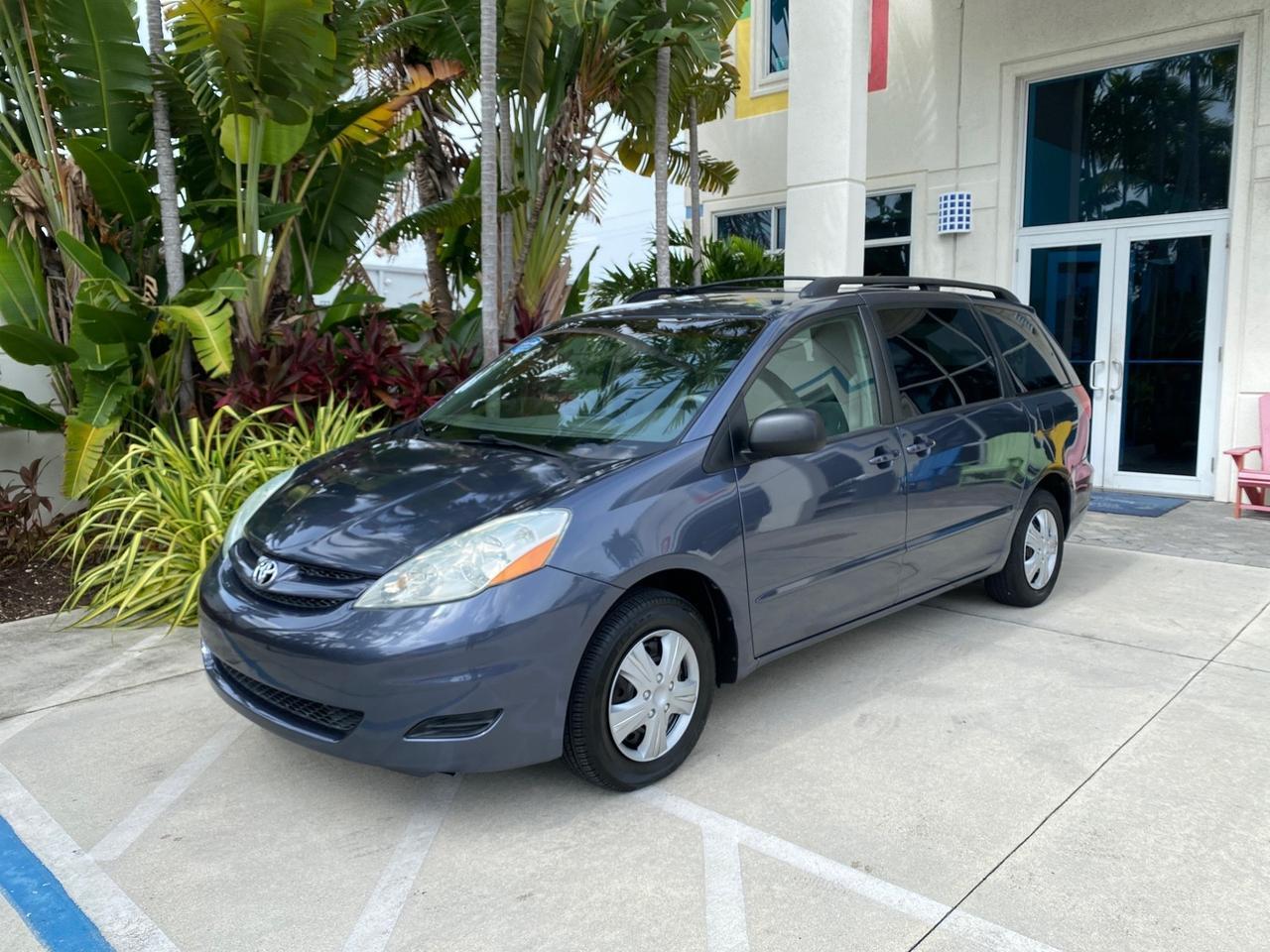 2006 Toyota Sienna CE VAN LOW MILES 57,411 Pompano Beach FL