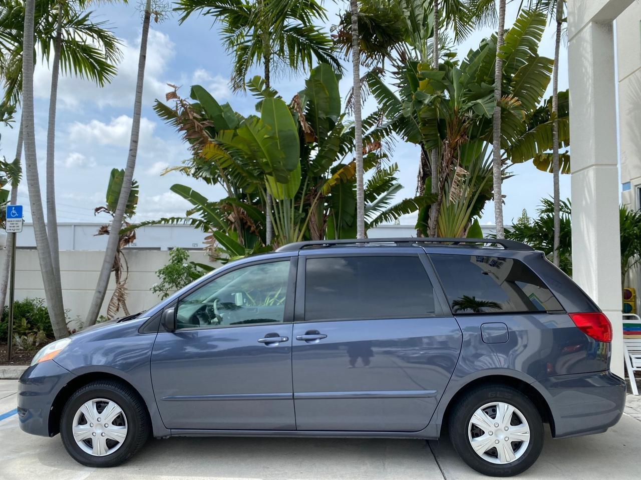 2006 Toyota Sienna CE VAN LOW MILES 57,411 Pompano Beach FL
