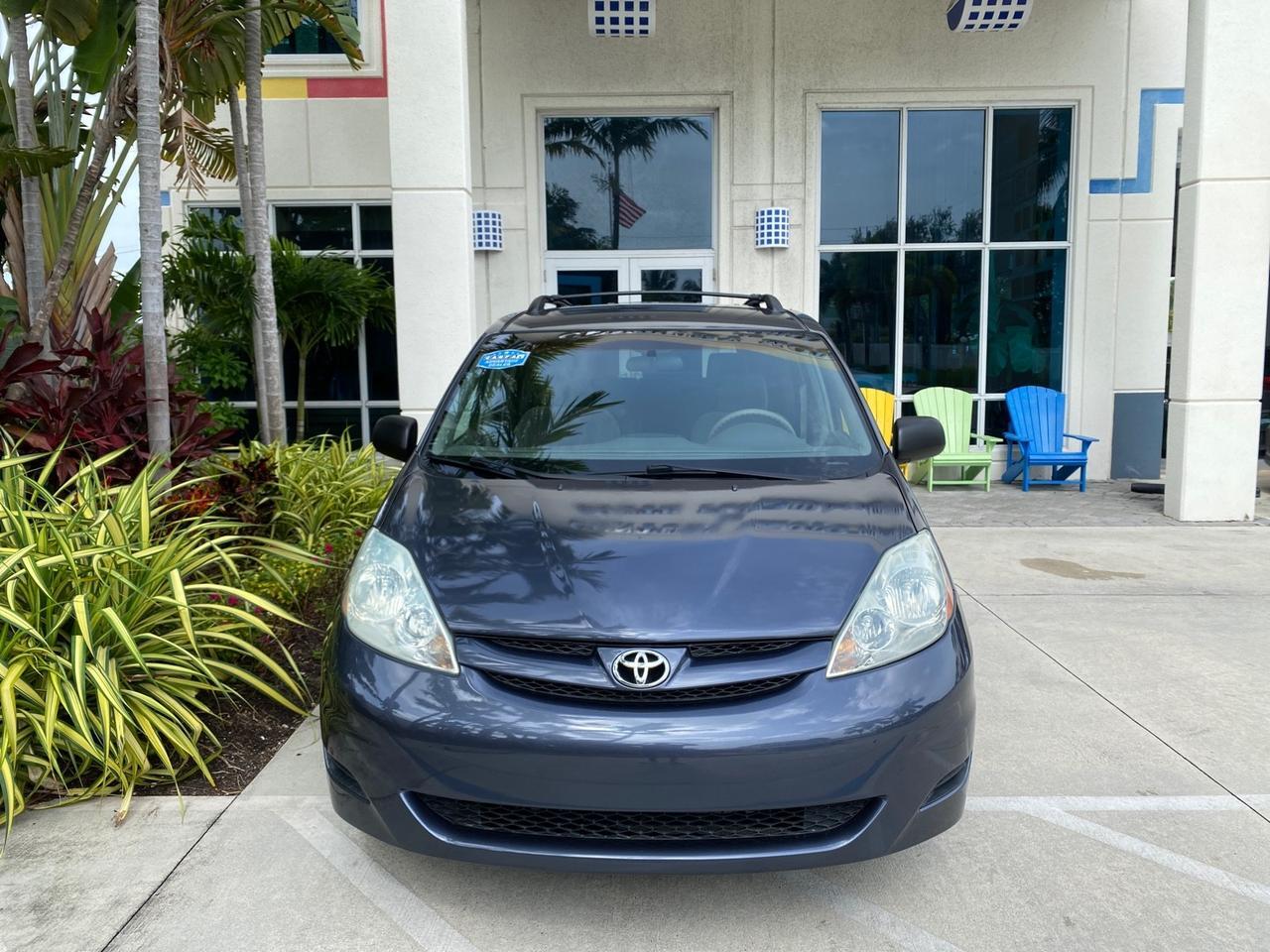2006 Toyota Sienna CE VAN LOW MILES 57,411 Pompano Beach FL