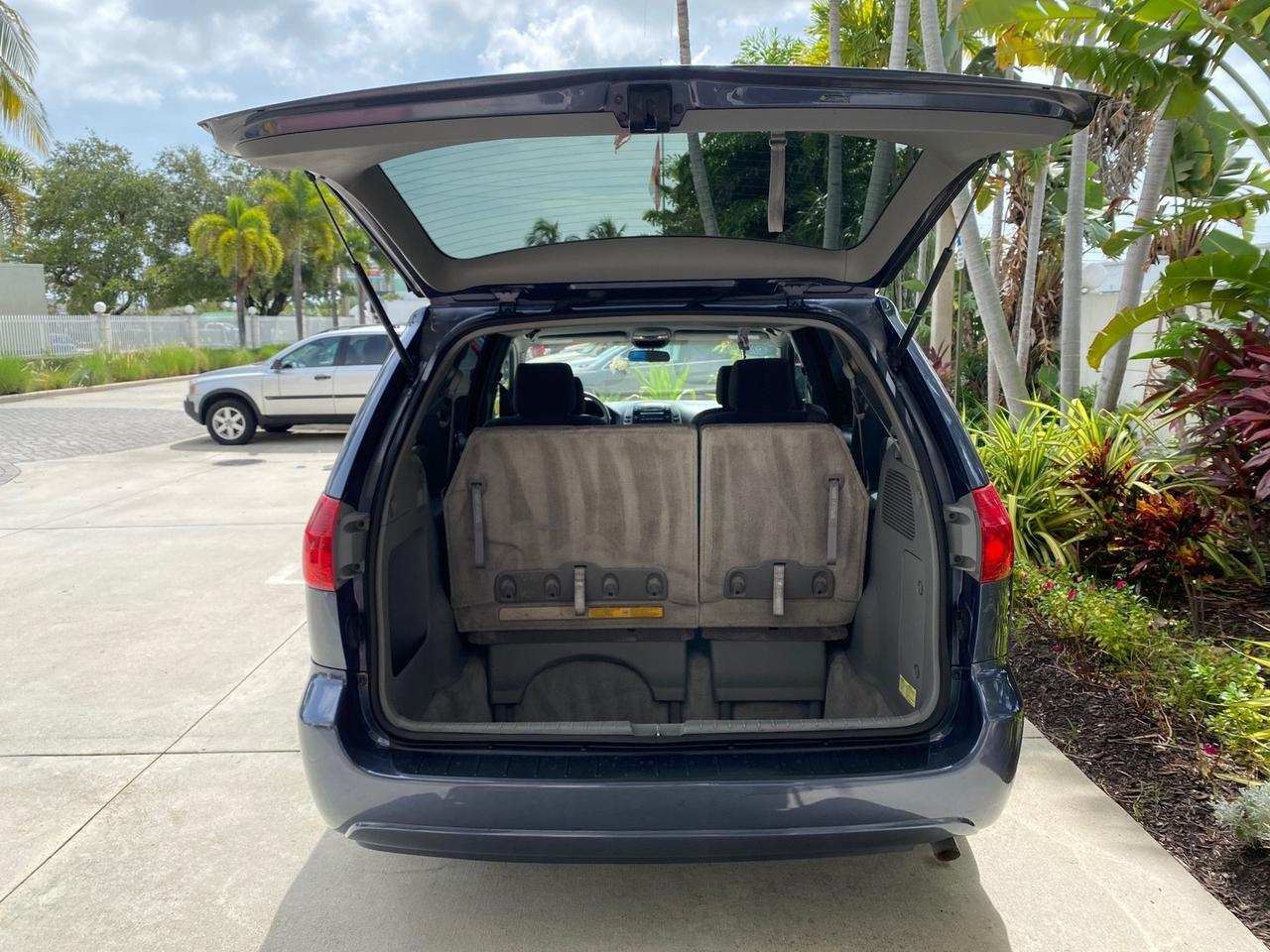2006 Toyota Sienna CE VAN LOW MILES 57,411 Pompano Beach FL