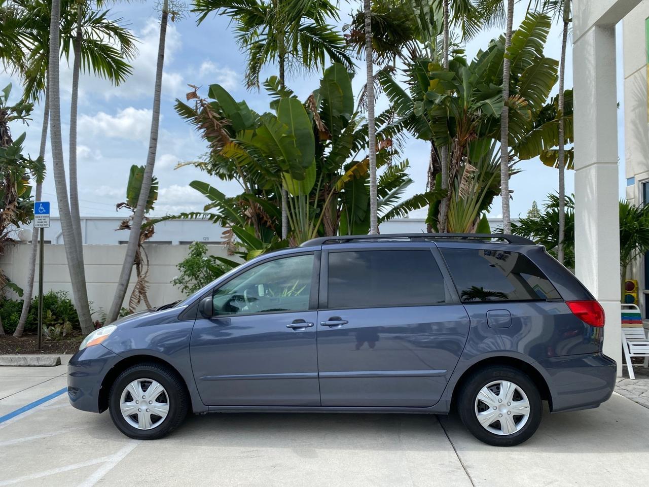 2006 Toyota Sienna CE VAN LOW MILES 57,411 Pompano Beach FL