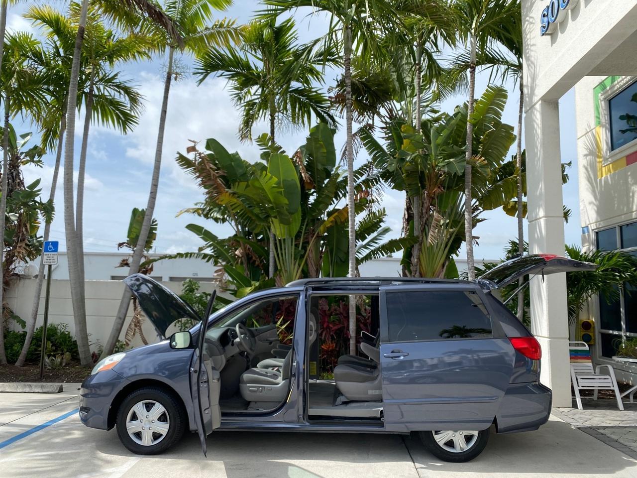 2006 Toyota Sienna CE VAN LOW MILES 57,411 Pompano Beach FL