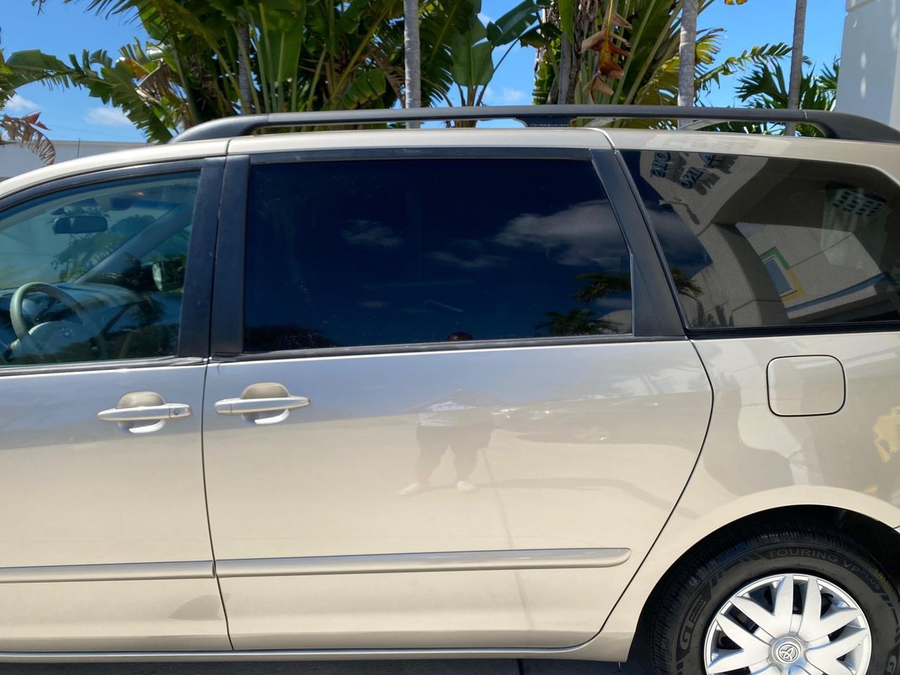 2006 Toyota Sienna VAN LE LOW MILES 78,653 Pompano Beach FL