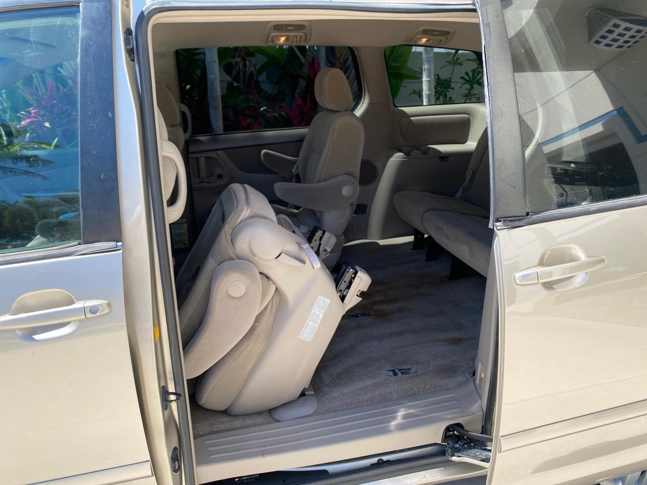 2006 Toyota Sienna VAN LE LOW MILES 78,653 Pompano Beach FL