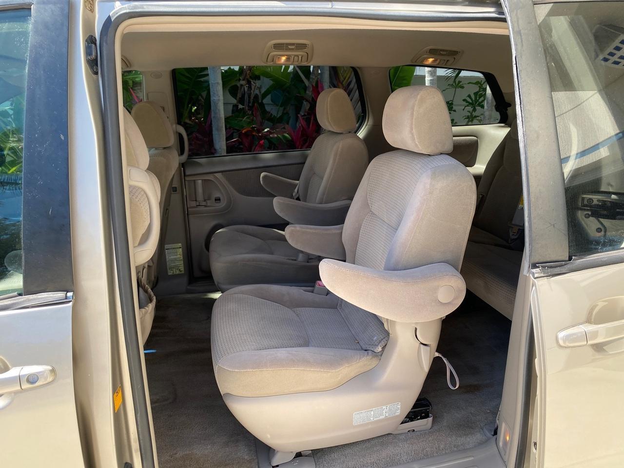 2006 Toyota Sienna VAN LE LOW MILES 78,653 Pompano Beach FL