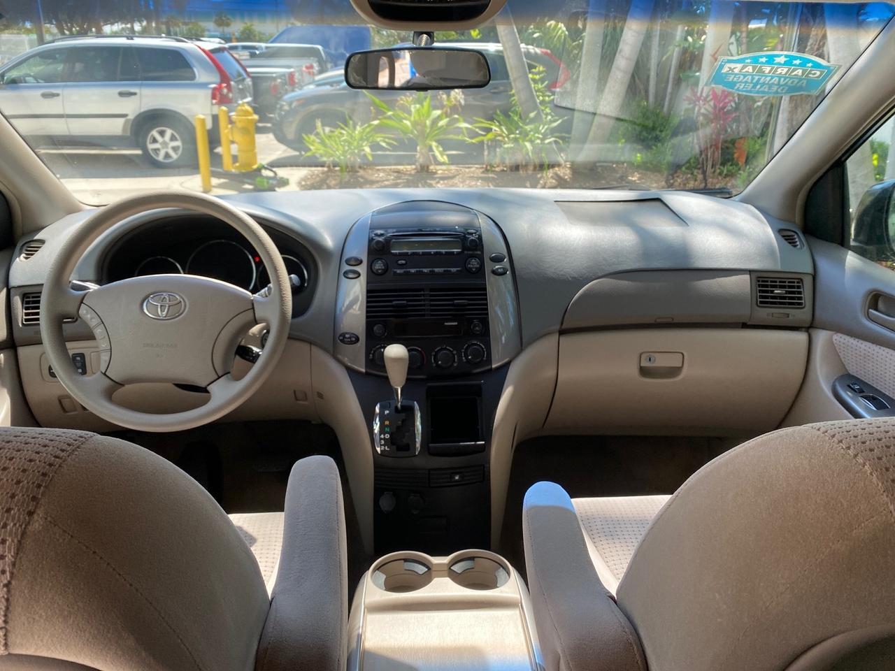 2006 Toyota Sienna VAN LE LOW MILES 78,653 Pompano Beach FL