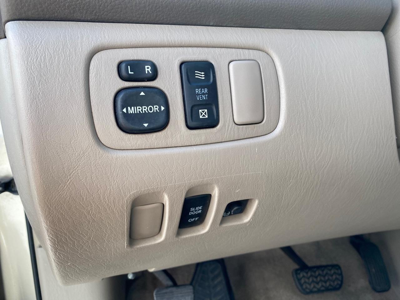 2006 Toyota Sienna VAN LE LOW MILES 78,653 Pompano Beach FL