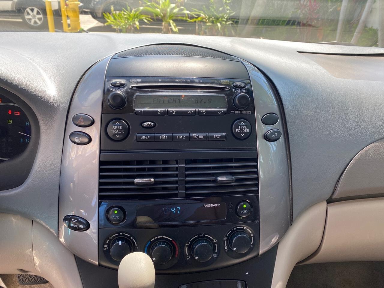 2006 Toyota Sienna VAN LE LOW MILES 78,653 Pompano Beach FL