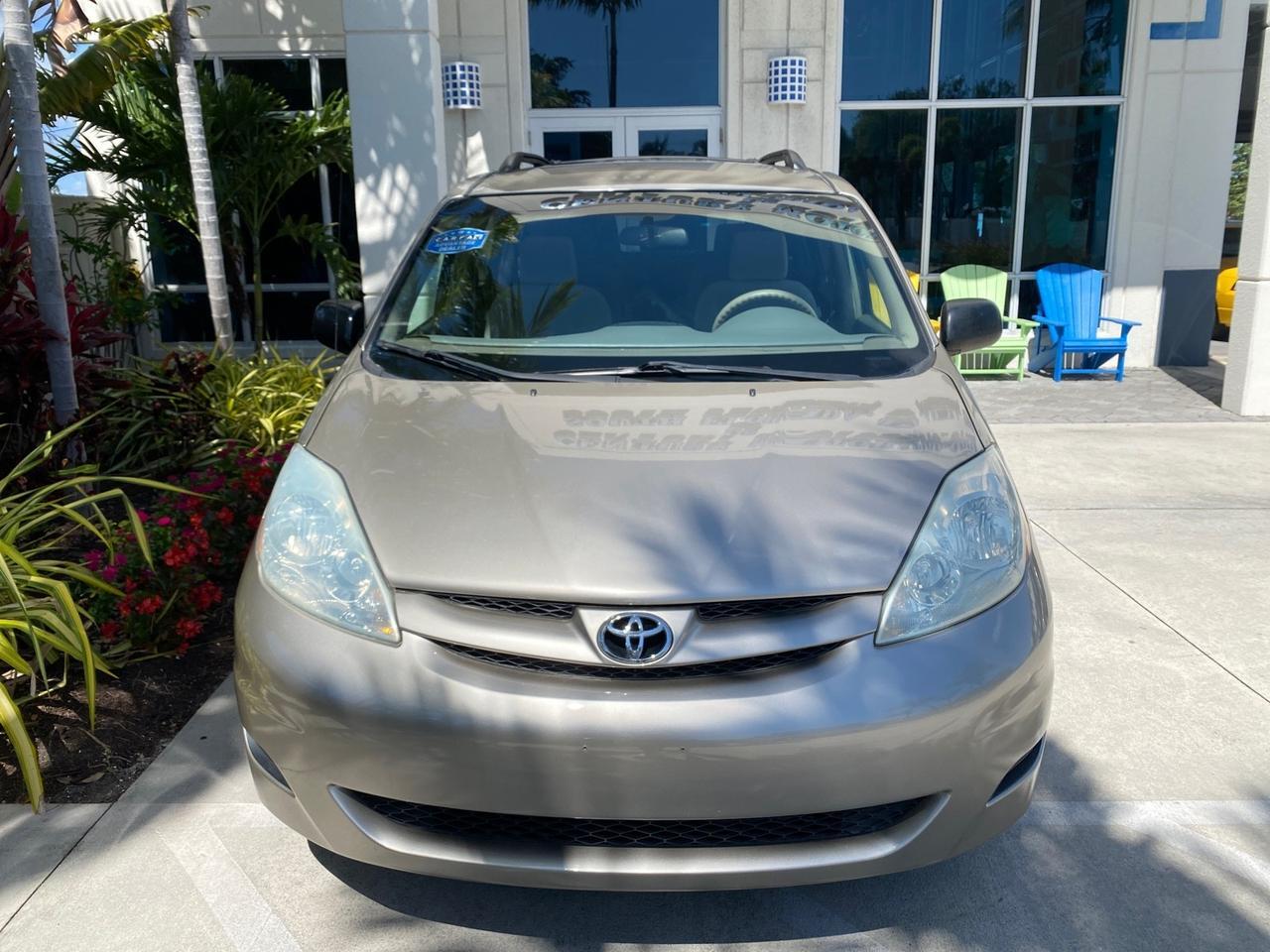 2006 Toyota Sienna VAN LE LOW MILES 78,653 Pompano Beach FL