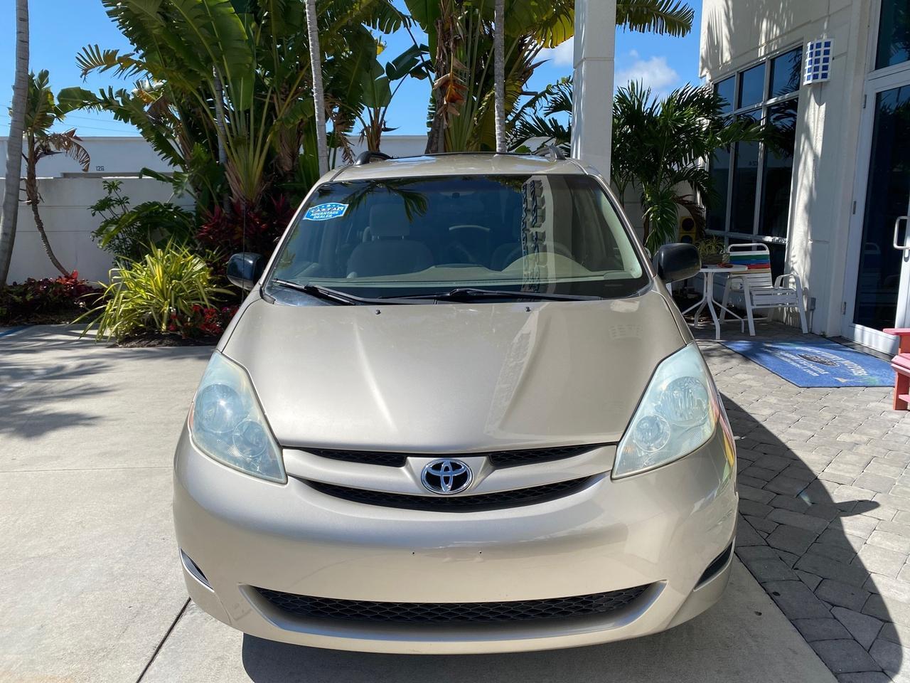 2006 Toyota Sienna VAN LE LOW MILES 78,653