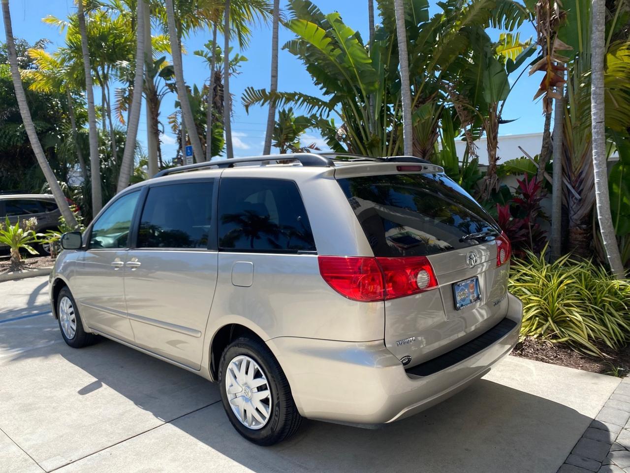 2006 Toyota Sienna VAN LE LOW MILES 78,653 Pompano Beach FL