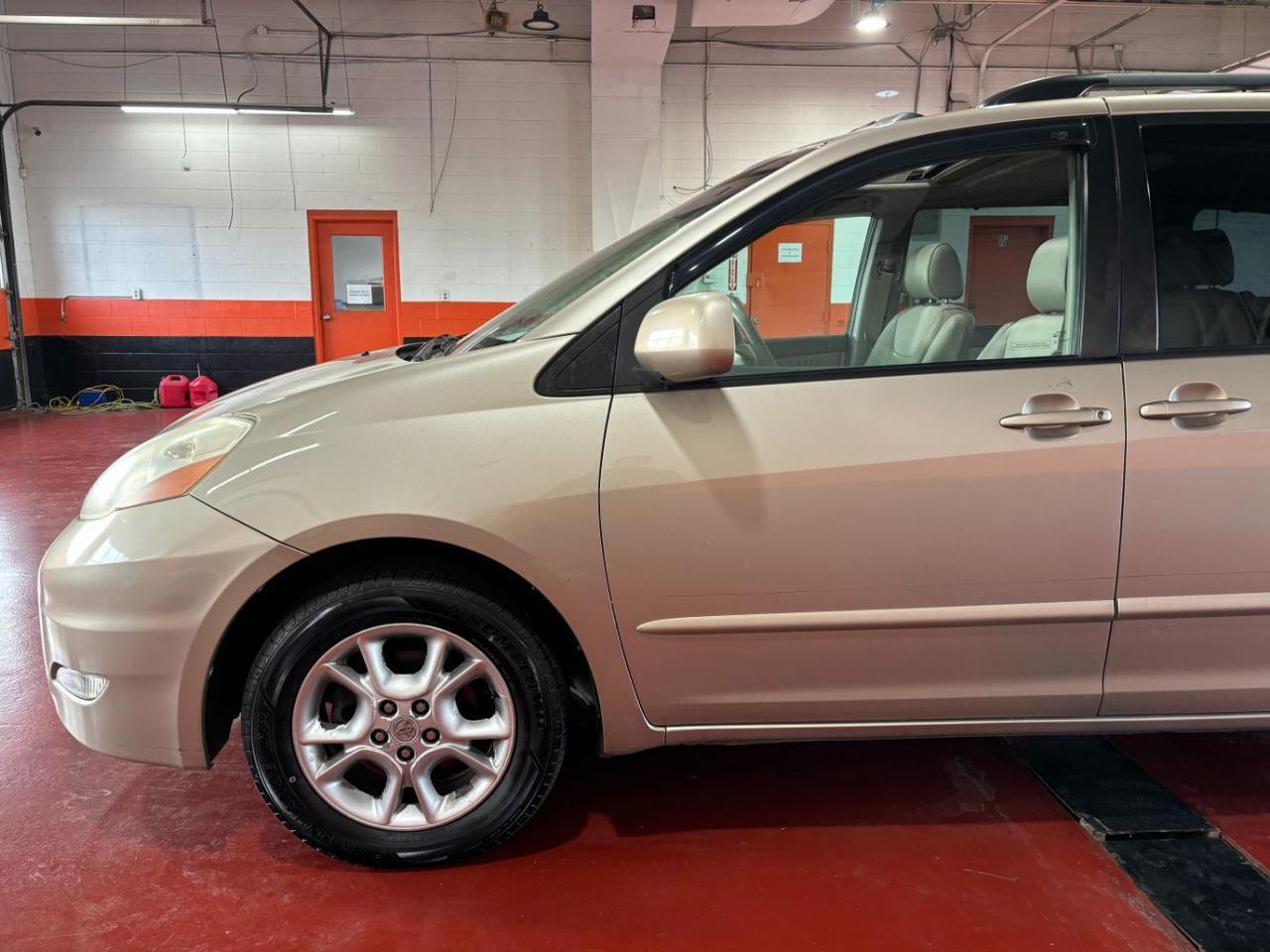 2006 Toyota Sienna XLE Franklin OH