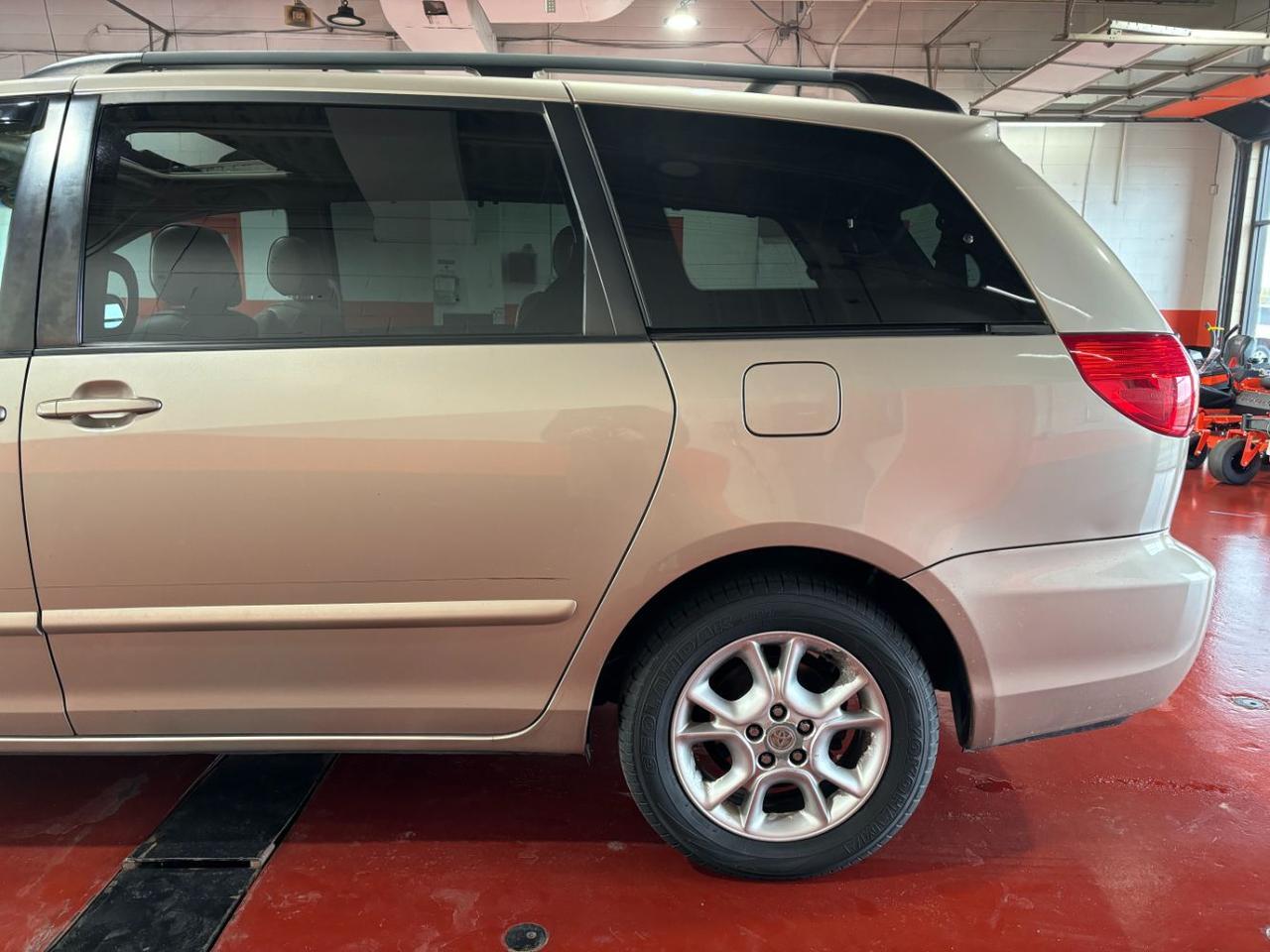 2006 Toyota Sienna XLE Franklin OH