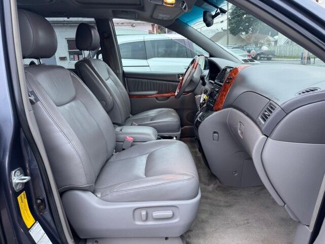 2006 Toyota Sienna XLE Limited Whitehall PA