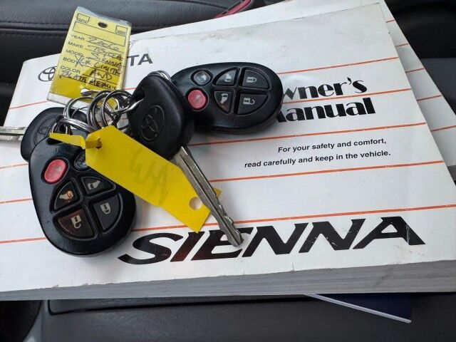 2006 Toyota Sienna XLE Limited Whitehall PA