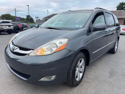 Toyota Sienna XLE Limited 2006