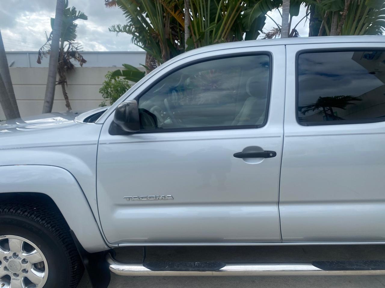 2006 Toyota Tacoma 1 OWNER 4WD CREW CAB Pompano Beach FL