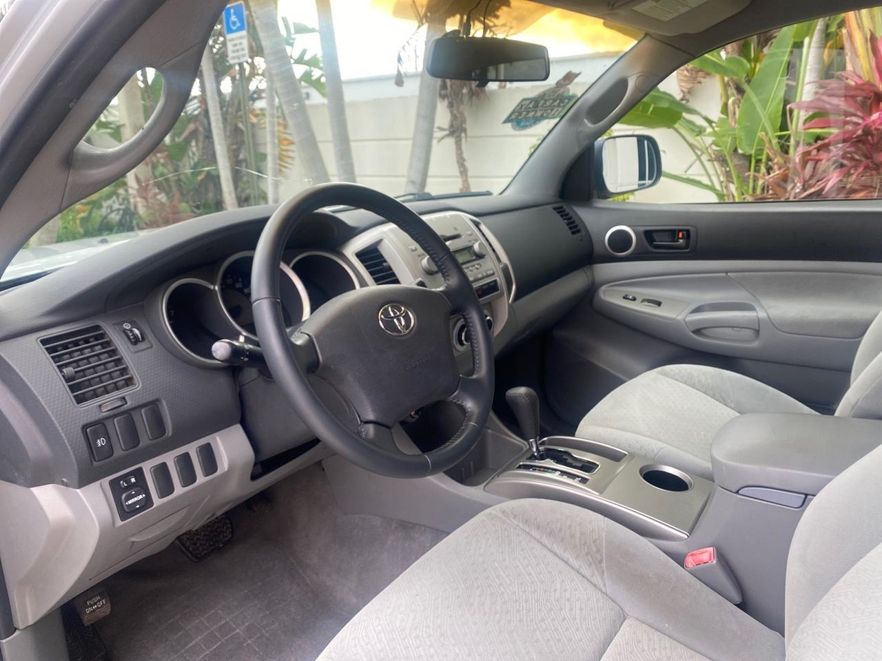 2006 Toyota Tacoma 1 OWNER 4WD CREW CAB Pompano Beach FL