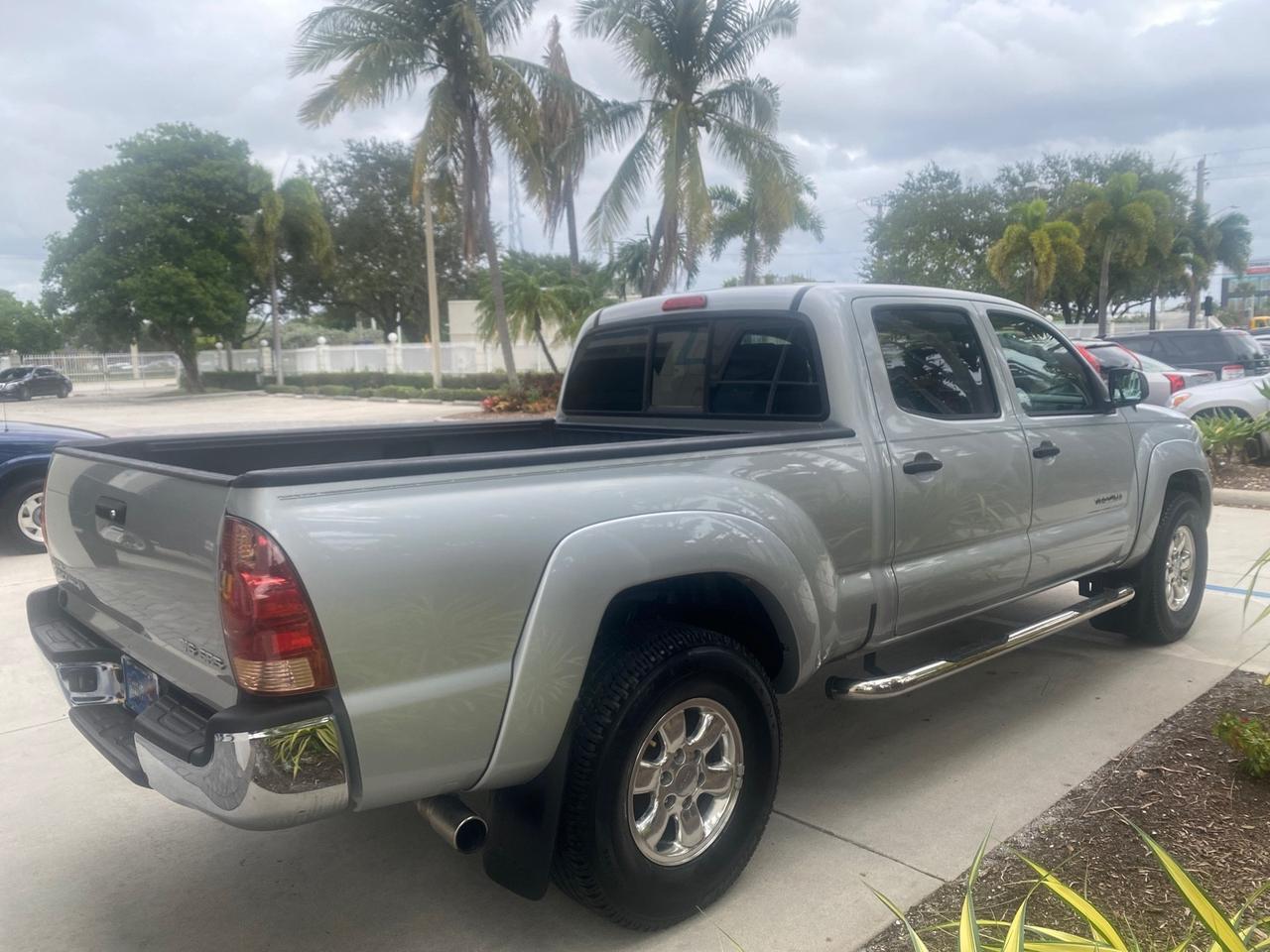 2006 Toyota Tacoma 1 OWNER 4WD CREW CAB Pompano Beach FL