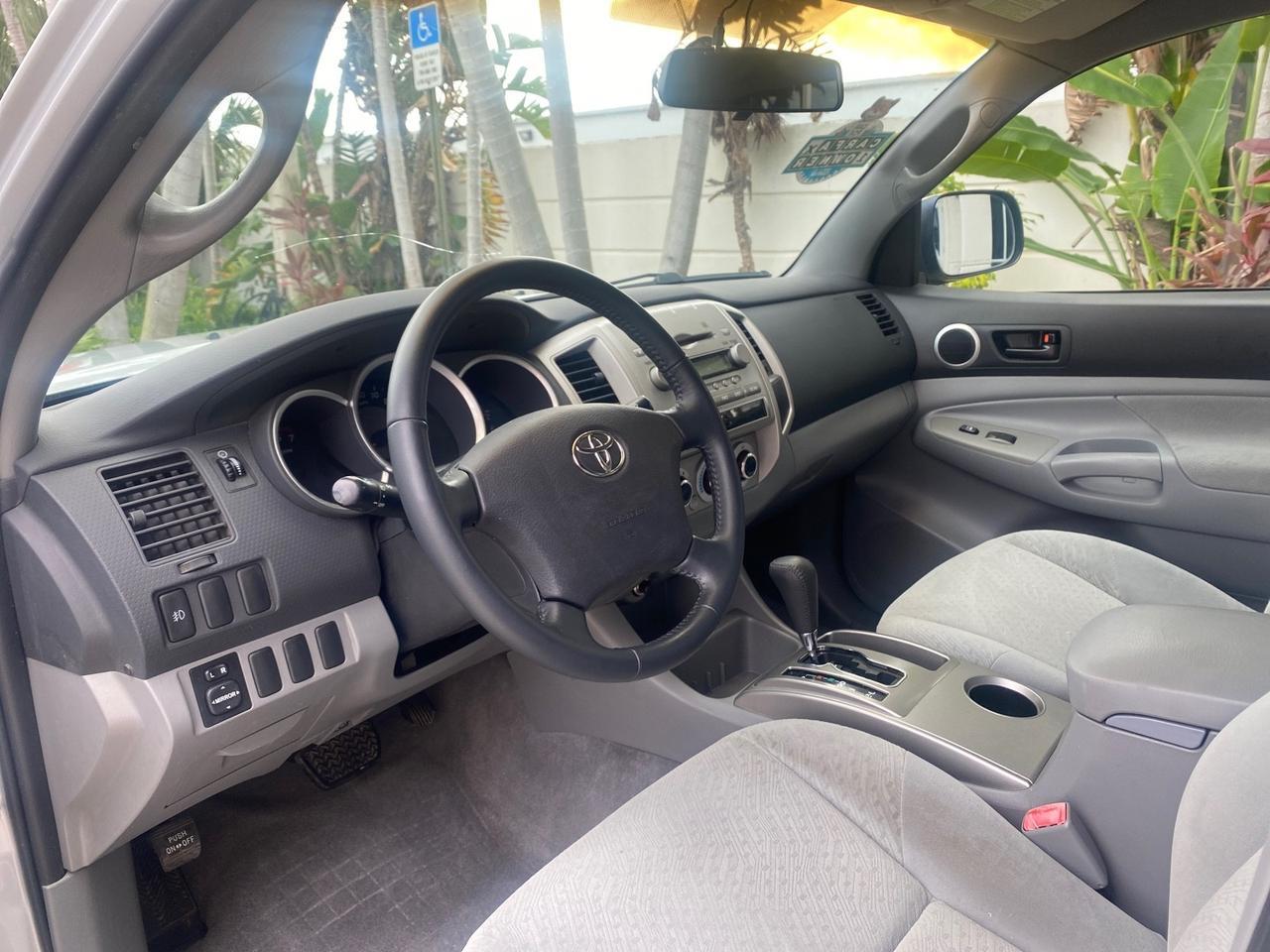 2006 Toyota Tacoma 1 OWNER 4WD CREW CAB Pompano Beach FL