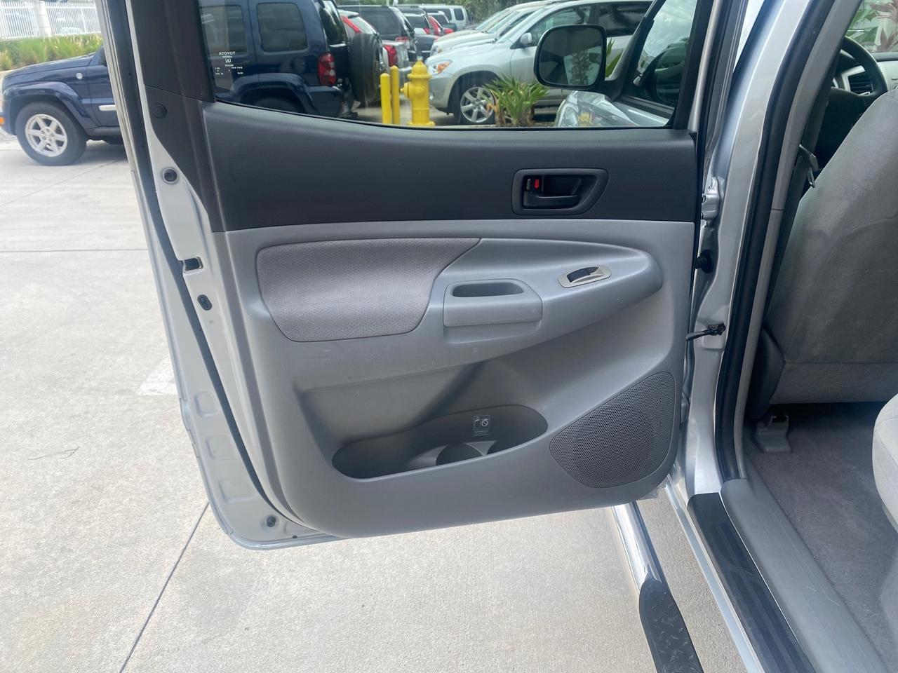 2006 Toyota Tacoma 1 OWNER 4WD CREW CAB Pompano Beach FL