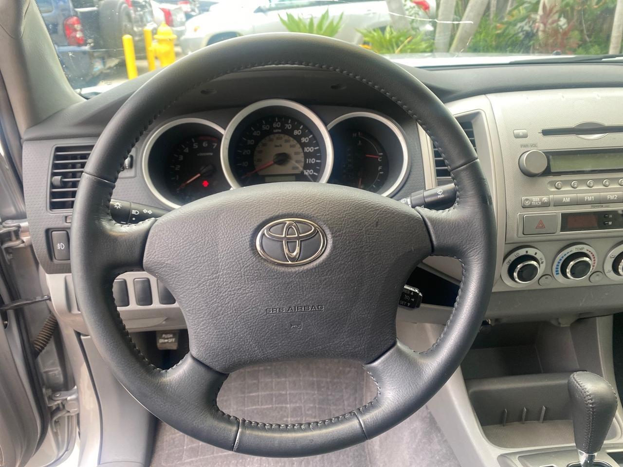 2006 Toyota Tacoma 1 OWNER 4WD CREW CAB Pompano Beach FL