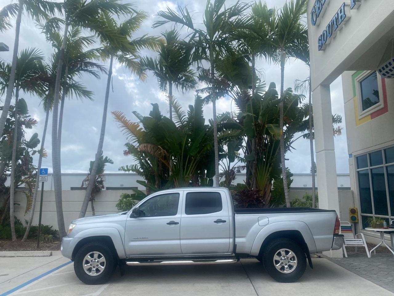 2006 Toyota Tacoma 1 OWNER 4WD CREW CAB Pompano Beach FL