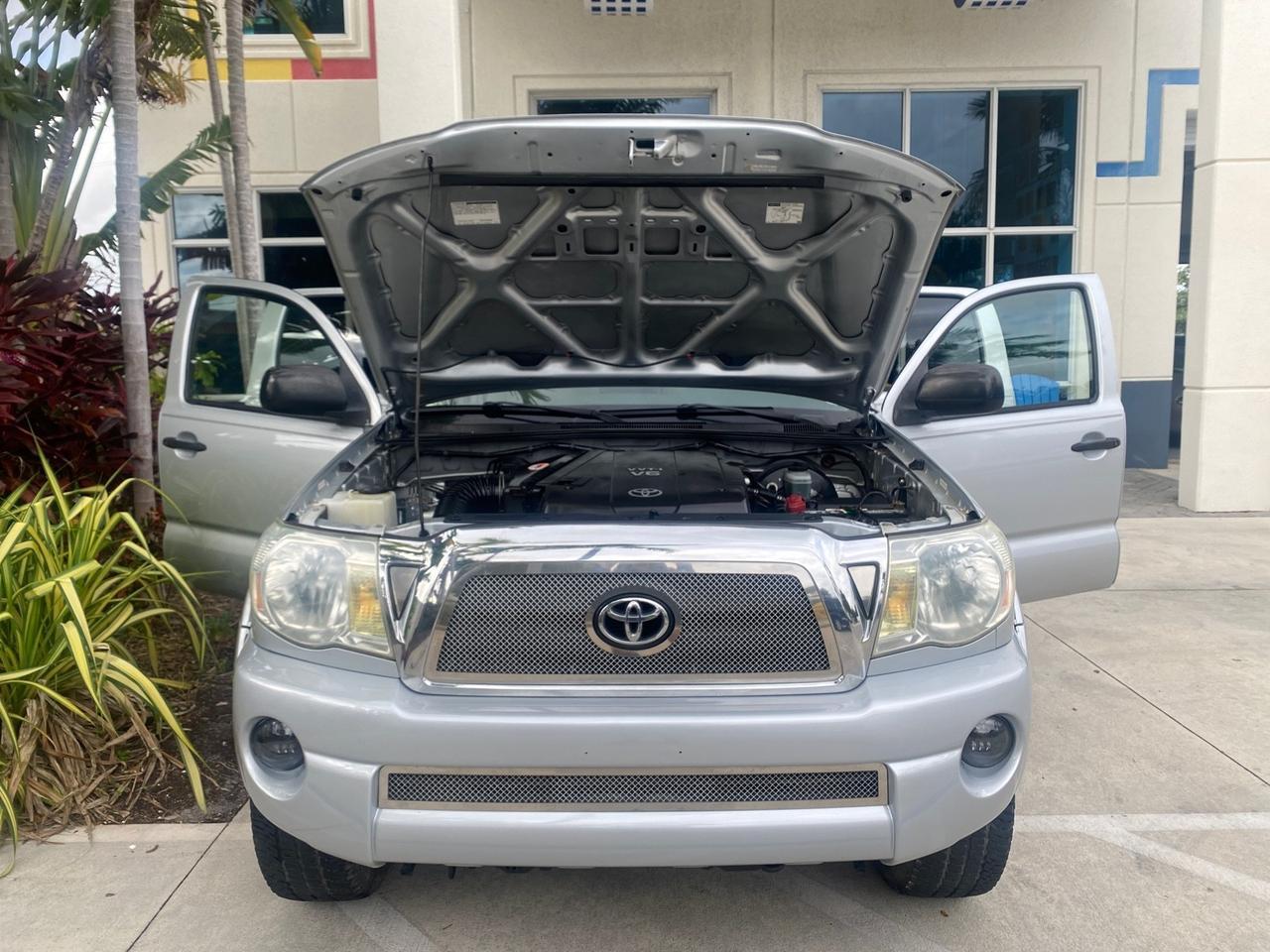 2006 Toyota Tacoma 1 OWNER 4WD CREW CAB Pompano Beach FL