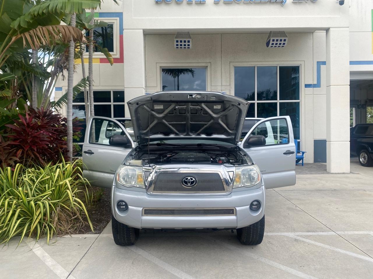 2006 Toyota Tacoma 1 OWNER 4WD CREW CAB Pompano Beach FL