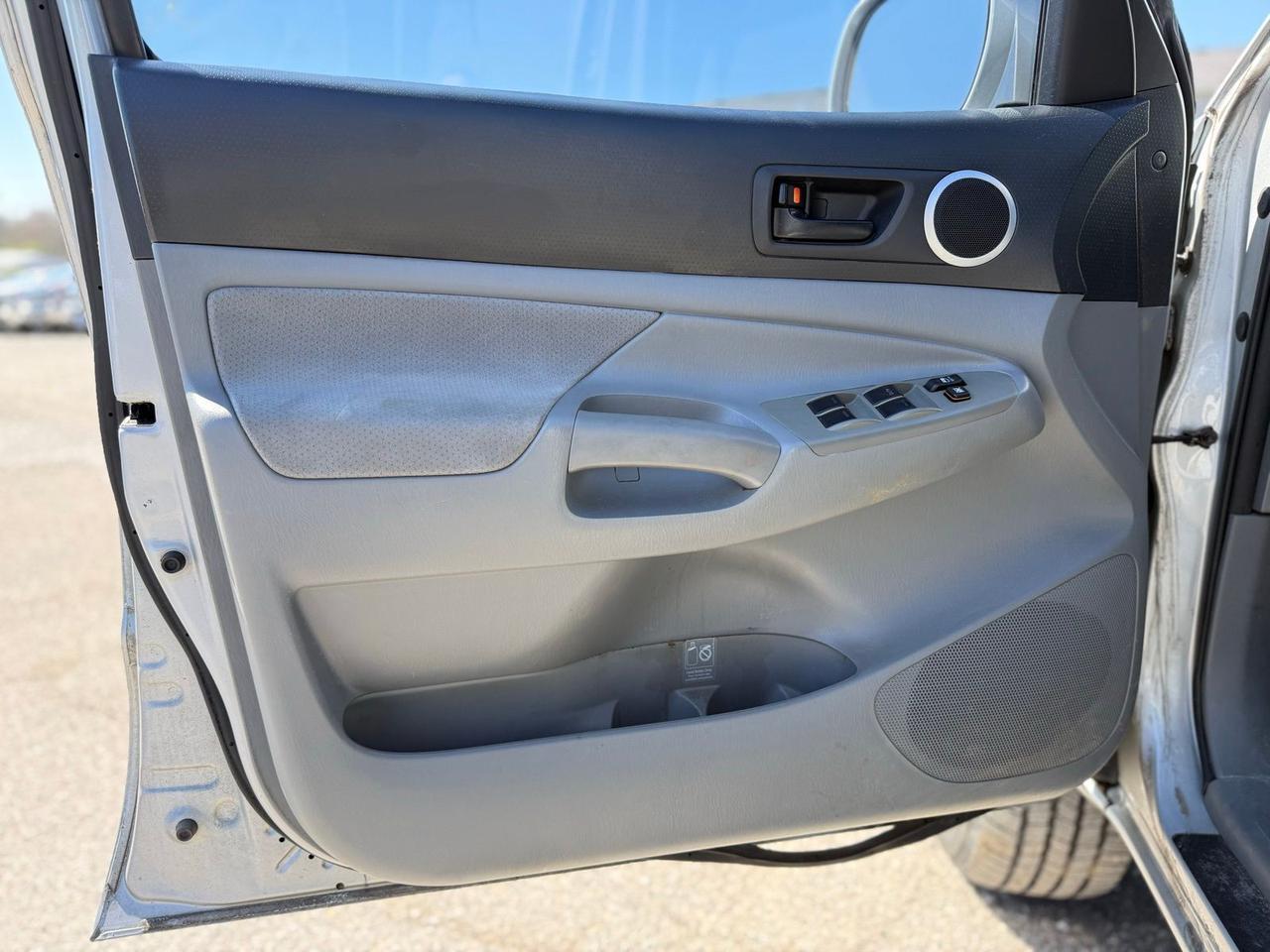 2006 Toyota Tacoma Base Crestwood KY