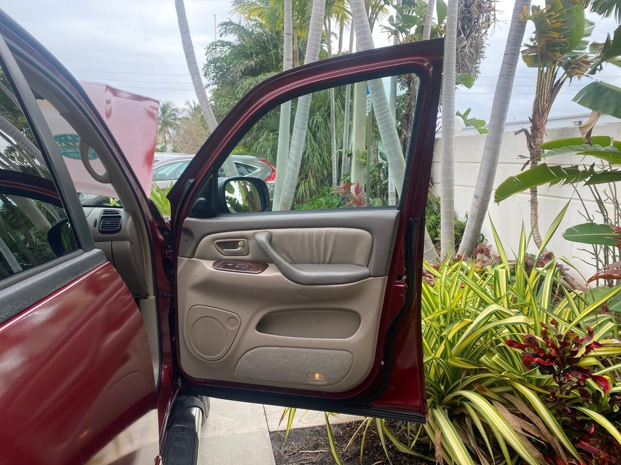 2006 Toyota Tundra SR5 4 DR CREW LOW MILES 93,838 Pompano Beach FL