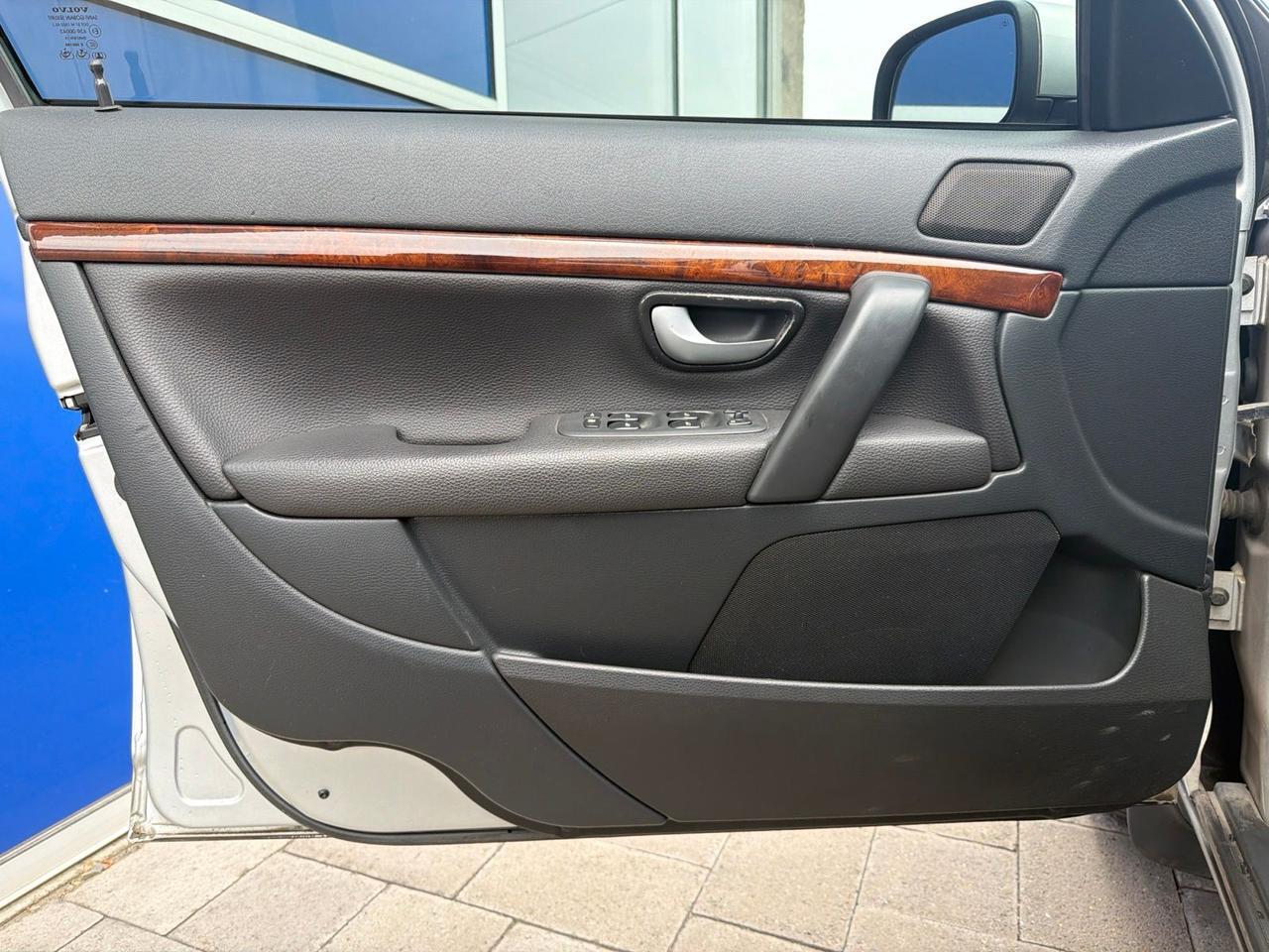 2006 Volvo S80 2.5T Bend OR