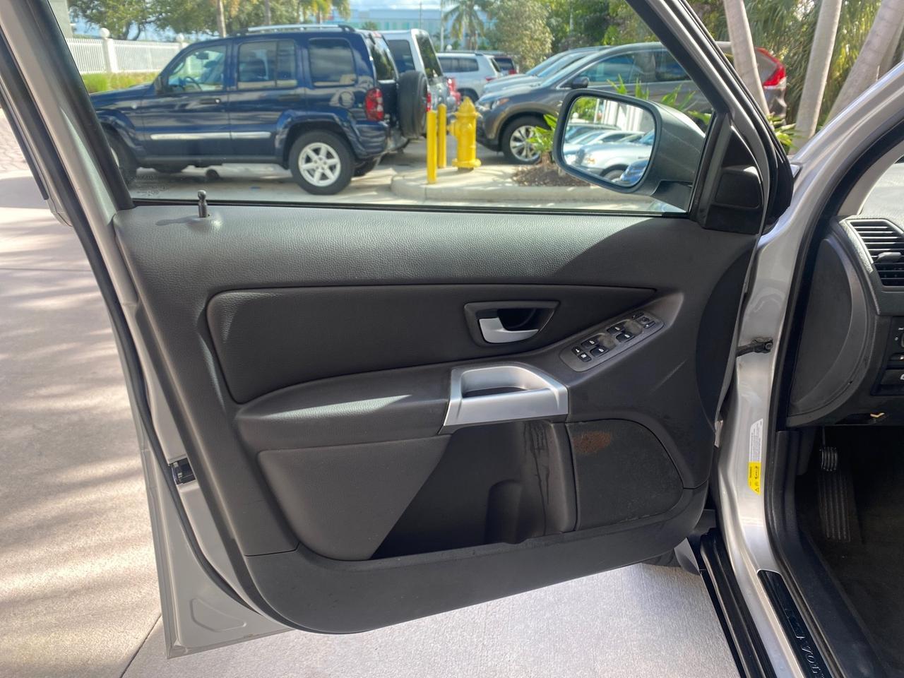 2006 Volvo XC90 2.5L Turbo LOW MILES 55,260 1 OWNER FL Pompano Beach FL