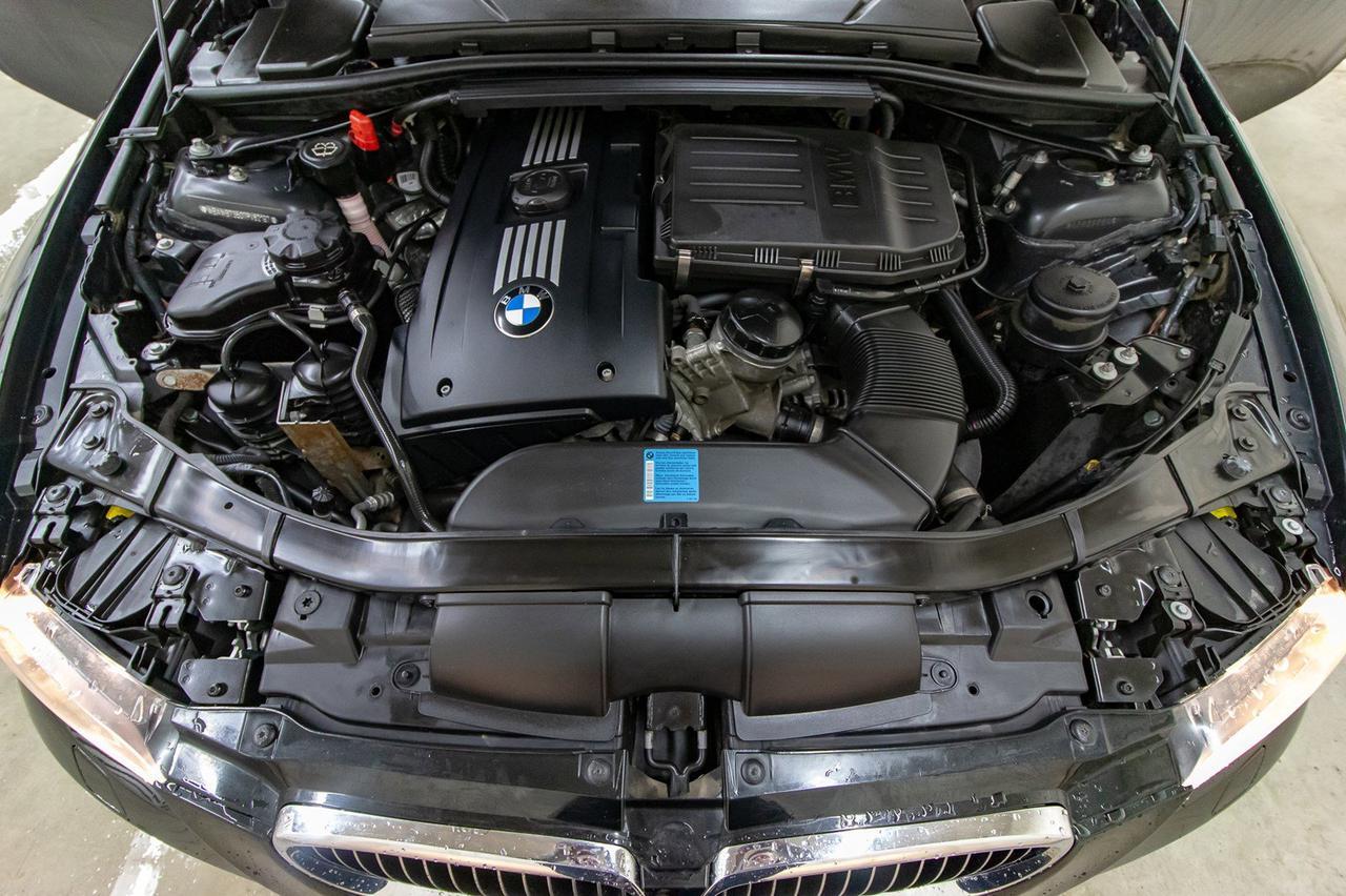 2007 BMW 335i Coupe Leather Roof Red Deer AB