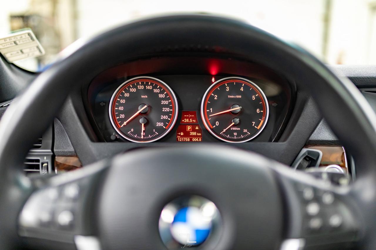 2007 BMW X5 AWD 4.8i Leather Roof Red Deer AB