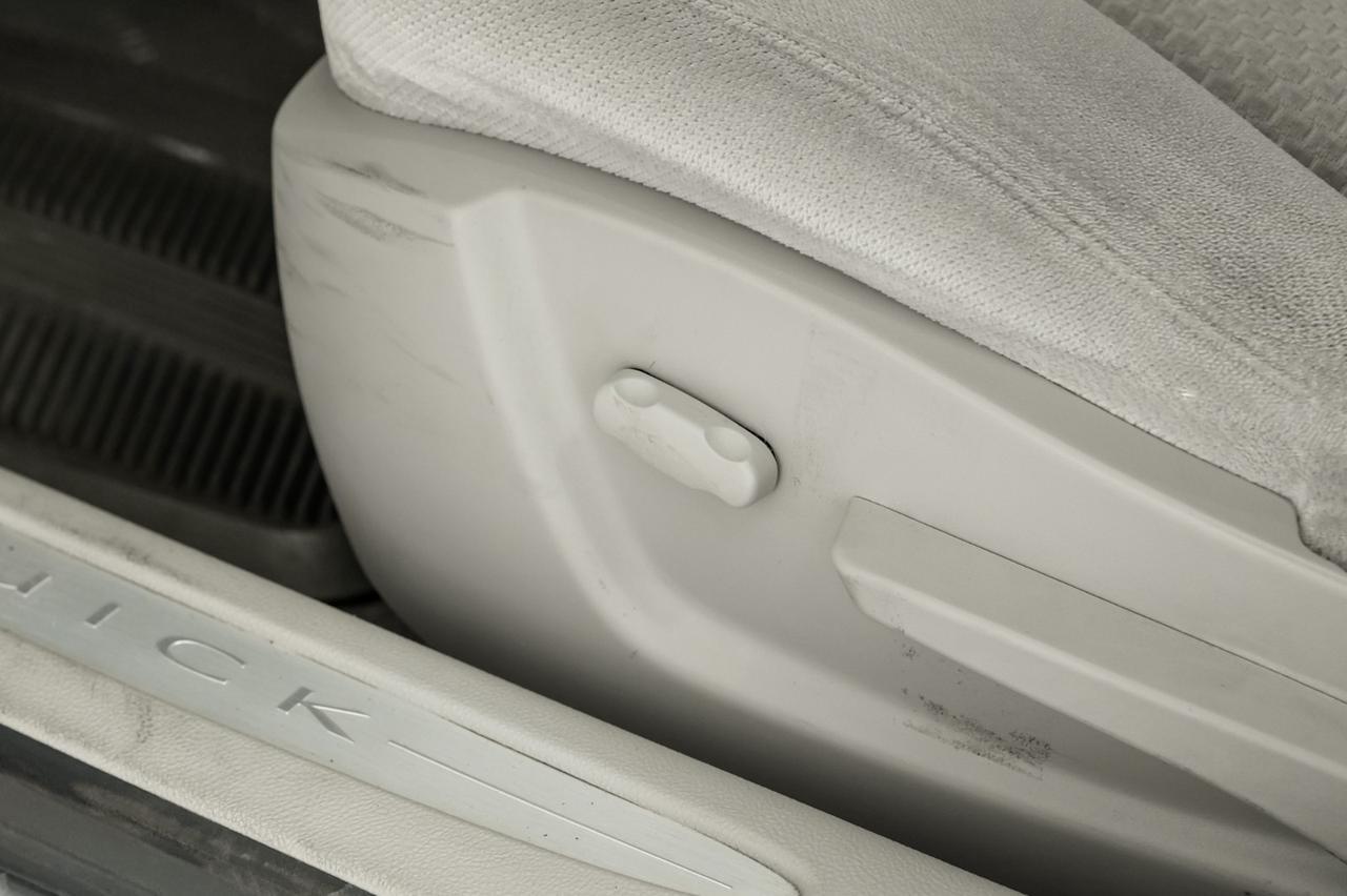 2007 Buick Lucerne CX AUTOMATIC REAR PARKING SENSORS CRUISE CONTROL ALLOY WHEELS Carrollton TX