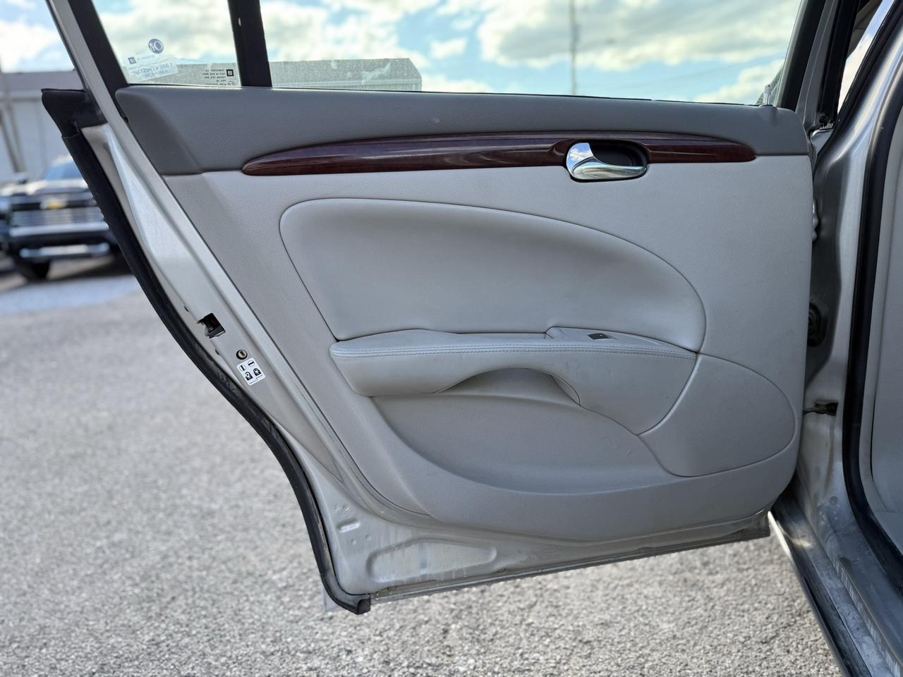 2007 Buick Lucerne CXL Crestwood KY