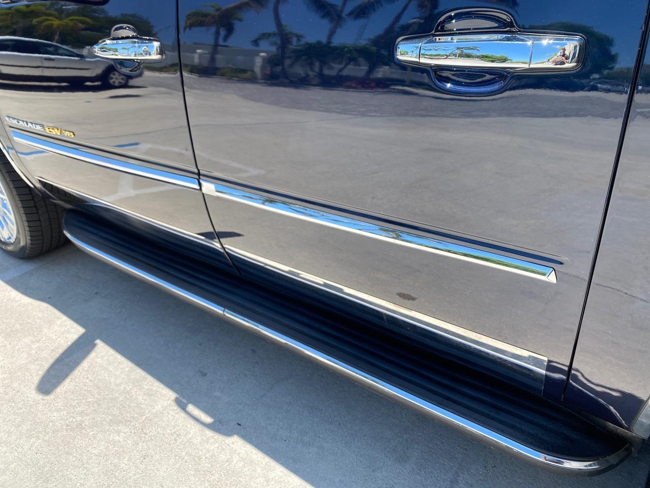 2007 Cadillac Escalade ESV SUNROOF AWD LOW MILES 47,118 Pompano Beach FL