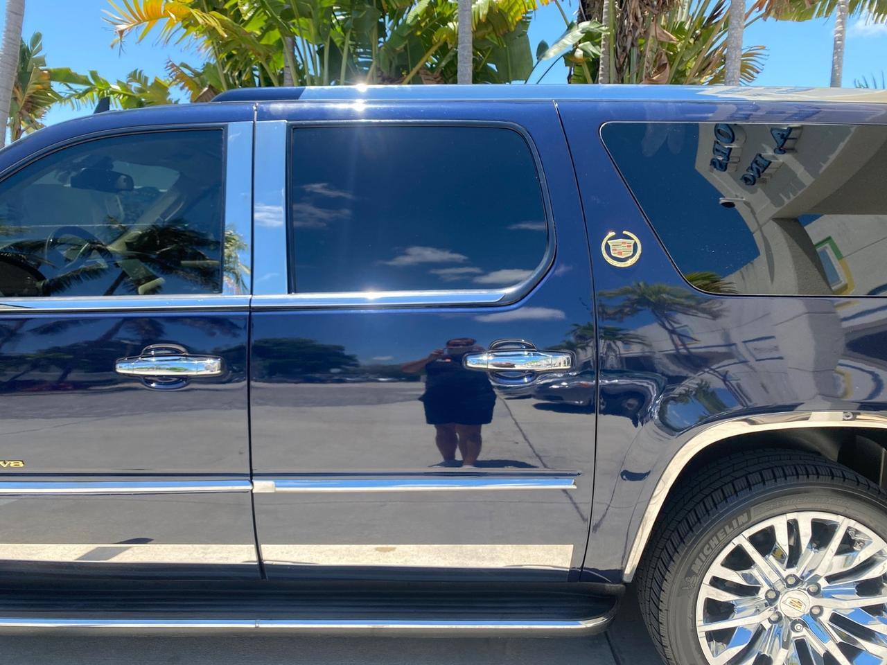 2007 Cadillac Escalade ESV SUNROOF AWD LOW MILES 47,118 Pompano Beach FL