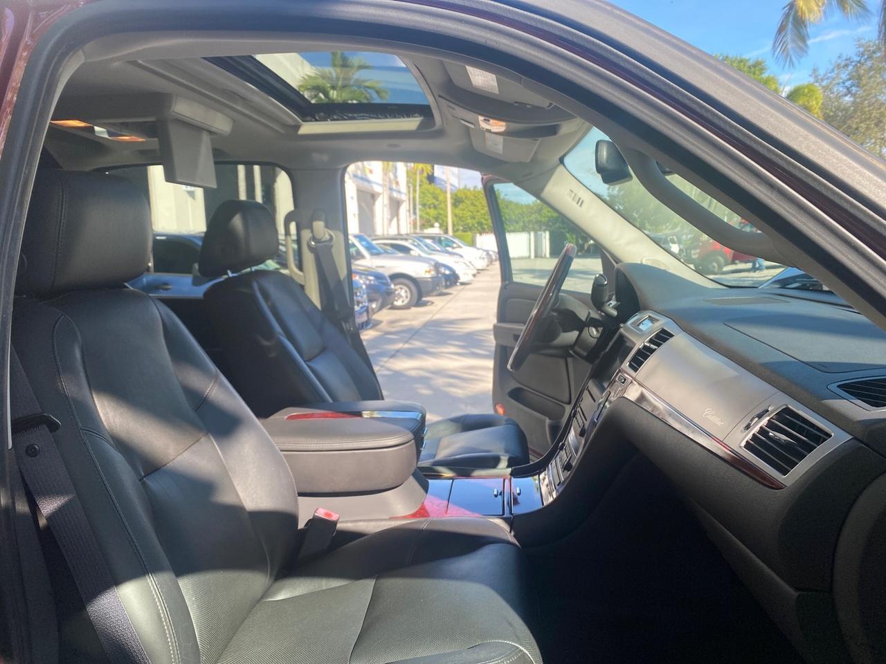 2007 Cadillac Escalade EXT LOW MILES 13,852 1 OWNER 4WD Pompano Beach FL