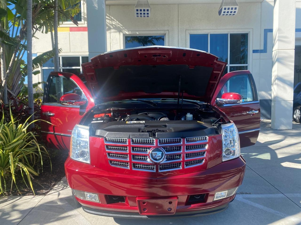 2007 Cadillac Escalade EXT LOW MILES 15,019 1 OWNER 4WD Pompano Beach FL
